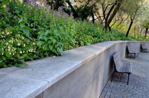 Concrete Retaining Wall Service in Ankeny