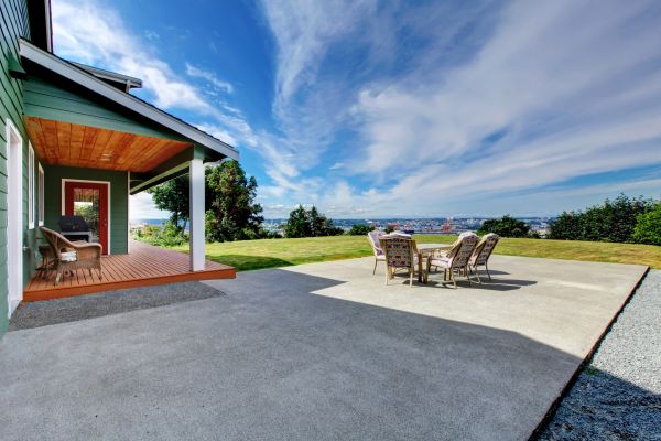 Backyard Concrete Paving in Ankeny