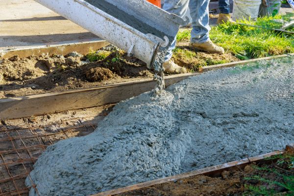 Driveway Concrete Pouring in Ankeny
