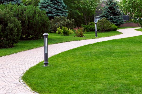 Backyard Sidewalk Installation in Ankeny